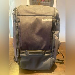 Targus Backpack Work+ Expandable 32L Daypack Brand New With Original Tags